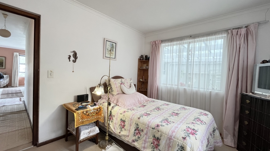 2 Bedroom Property for Sale in Glencairn Heights Western Cape